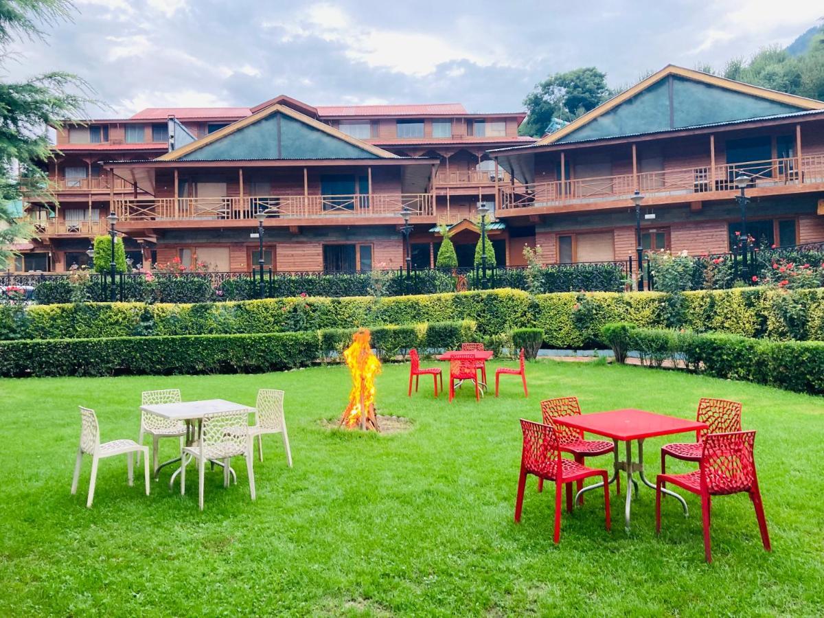 Snow Palm Resort, Manali Екстериор снимка