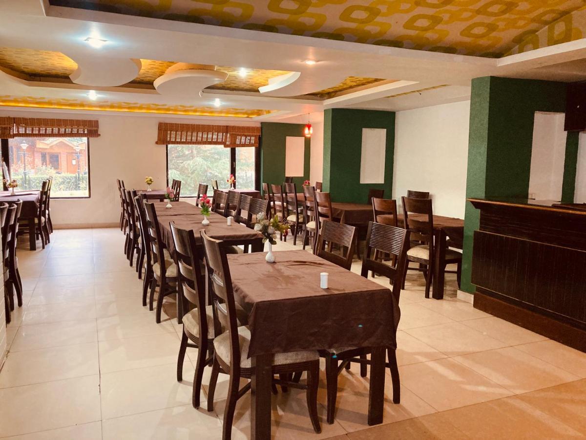Snow Palm Resort, Manali Екстериор снимка