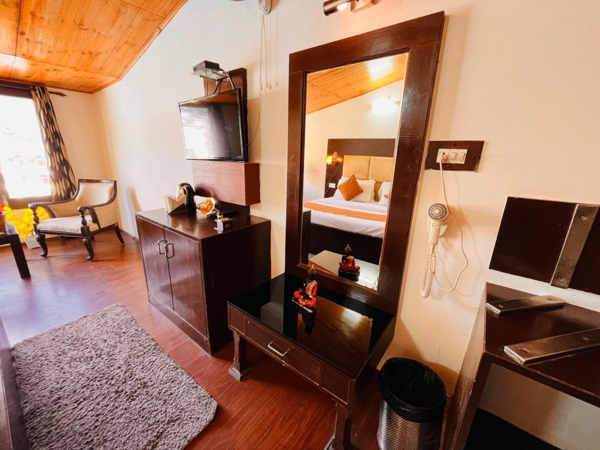 Snow Palm Resort, Manali Екстериор снимка