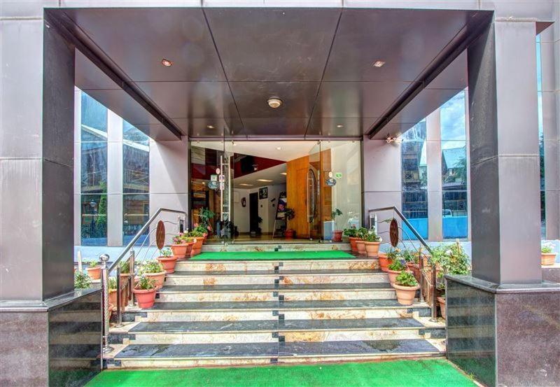 Snow Palm Resort, Manali Екстериор снимка